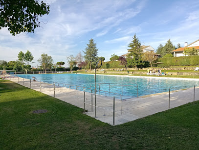 Piscina Urbanización Valdelaguafoto 