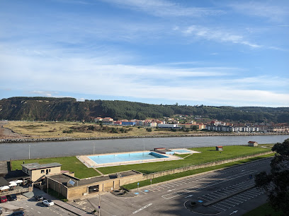 Piscinas Municipales de Agua Saladafoto 