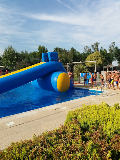 Piscina Pública Municipal de Cadrete.foto 