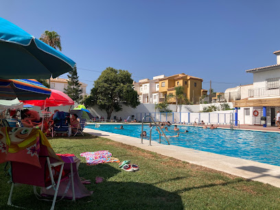 Piscina municipal de Almogíafoto 