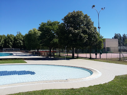 Piscina Climatizada Xinzo de Limiafoto