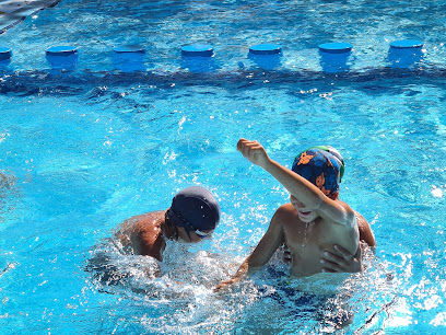 Piscina del Colegio Ntra Sra del Tránsitofoto 
